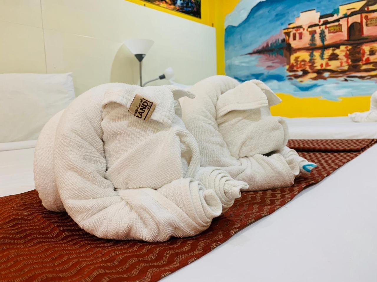 Guan Chao Yin Hotel Patong Eksteriør bilde